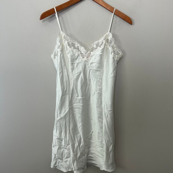 Victoria's Secret Other - Victoria's Secret Slip Dress Womens M Ivory Lace Trim Satin Lingerie Chemise VTG